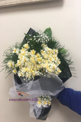 Kokulu Nergis Buketi